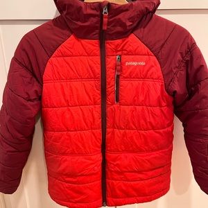 Boys Patagonia puffer with hood size medium